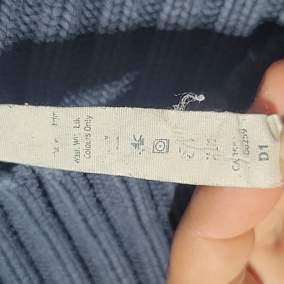 Lululemon‎ size small/medium long sleeve navy cardigan - Picture 5 of 10